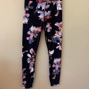 Athleta Floral Leggings, Size Small